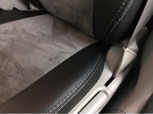 Авточехлы на Honda Civic 9 4D Авточехлы на Honda Civic 9 4D