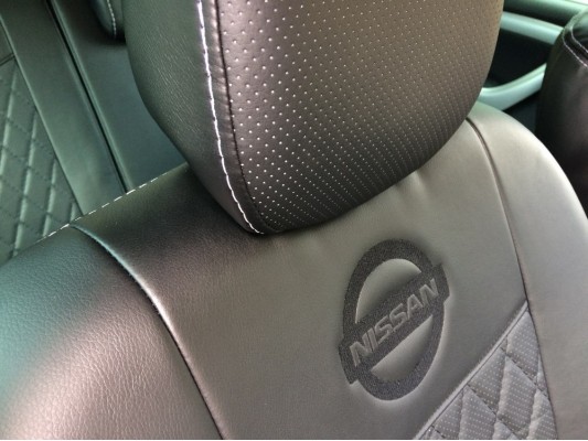 Авточехлы на Nissan Terrano